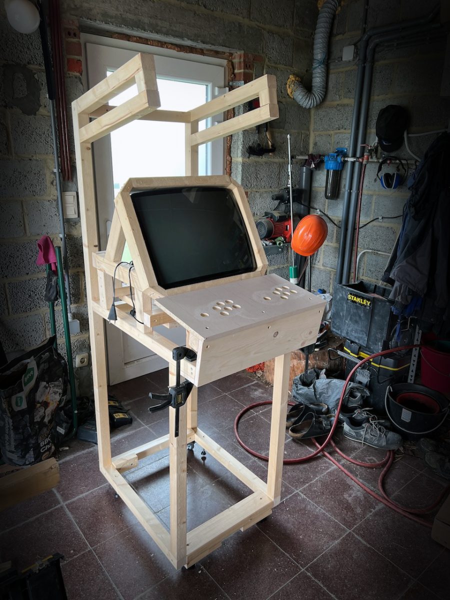 Construction de la borne d'arcade