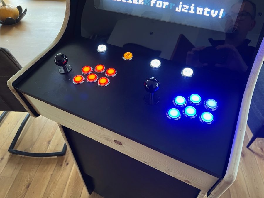 Borne d'arcade rétro
