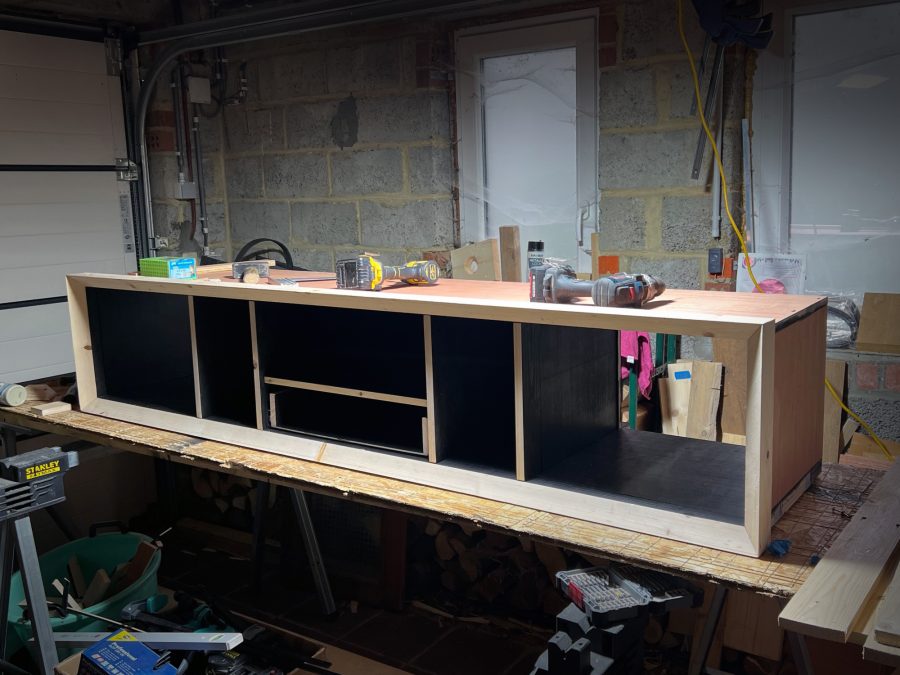 Construction meuble TV